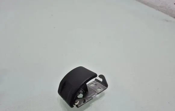 Engine bonnet (hood) release handle