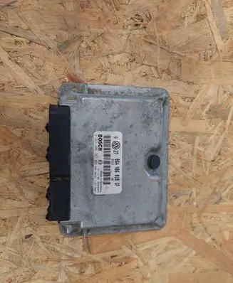 Volkswagen Golf IV Engine control unit/module 06A906018GF 0261206757