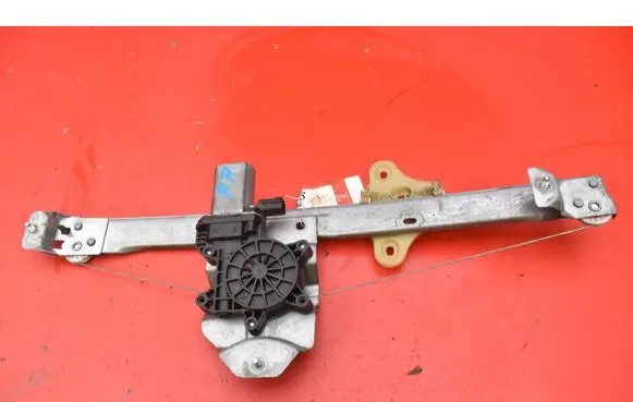 Renault Clio I Front door window regulator with motor 807205569R