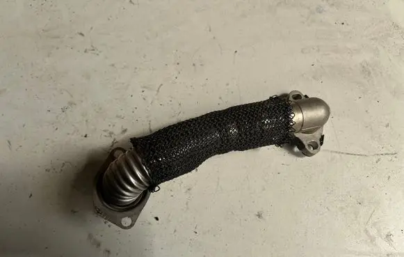 Ford Focus EGR valve line/pipe/hose 9674950180