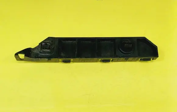 Honda Civic Front bumper mounting bracket 