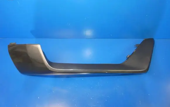 Volvo XC90 Front bumper splitter molding 31694568