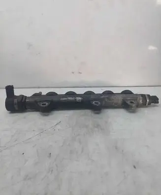 Opel Vivaro Fuel main line pipe 0445214153