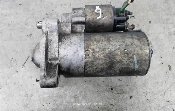 Citroen C4 I Starter motor 9647982880