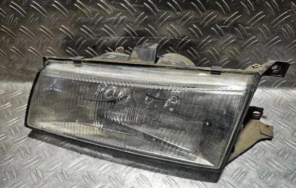 Hyundai Pony Headlight/headlamp 01139 1139