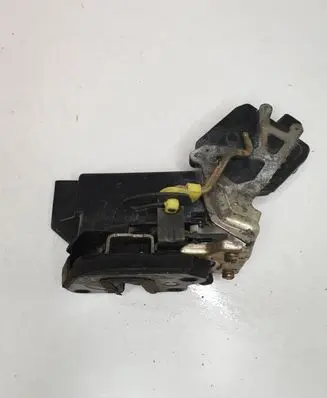 Hyundai Terracan Rear door lock