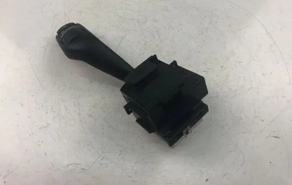 Ford Focus Indicator stalk 17D940