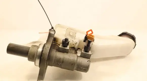 KIA Ceed Master brake cylinder DT38