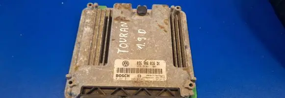 Volkswagen Golf V Engine control unit/module 03G906016DK 1039606224 0281011946