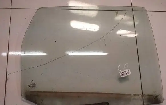 Mitsubishi Colt Rear door window glass AS2