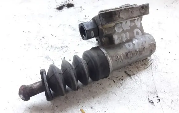 Honda CR-V Master brake cylinder