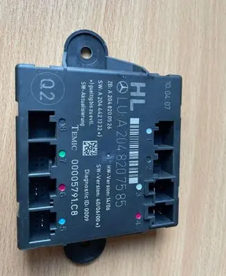 Mercedes-Benz C W204 Door control unit/module A2044421332 A2048207585 A2048200526
