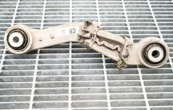 BMW 5 F10 F11 Rear upper control arm/wishbone 6782136