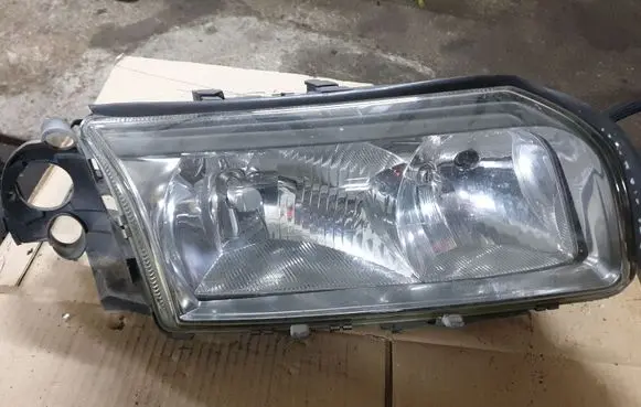Volvo S80 Headlight/headlamp
