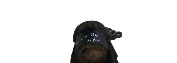 Nissan X-Trail T30 Engine mount bracket NOCODE