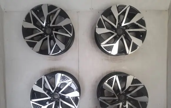 Toyota Avensis T270 R18 alloy rim PW457-42004