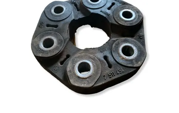 BMW X5 E53 Rear prop shaft donut coupling/joint 7511454