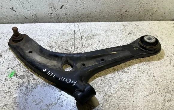 Front lower control arm/wishbone