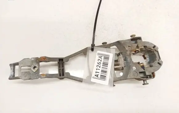 Volkswagen Jetta V Front door exterior handle 1K0837886