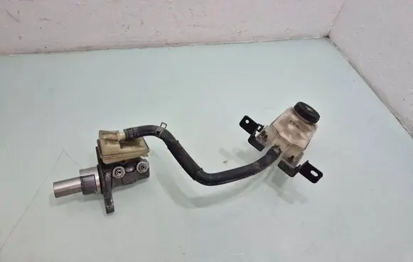 Nissan Murano Z52 Master brake cylinder 