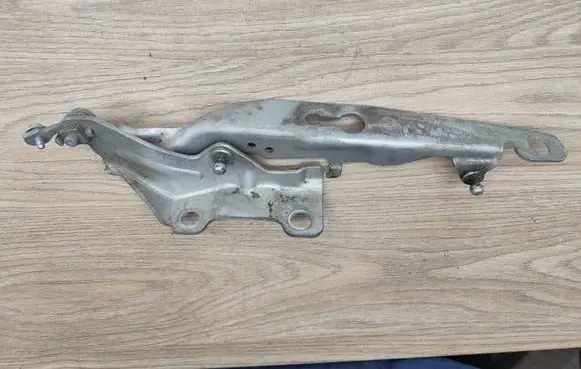 Volvo XC70 Engine bonnet/hood hinges 31250186 332XMD7E