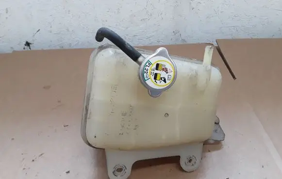 Mazda CX-9 Coolant expansion tank/reservoir CY0115350 K1054