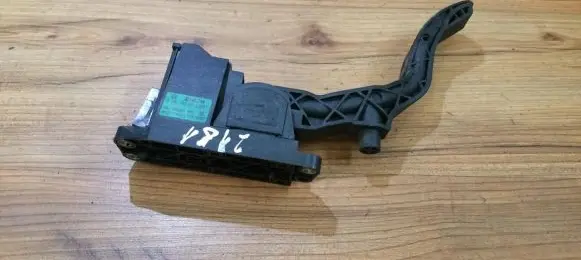 Skoda Fabia Mk1 (6Y) Accelerator throttle pedal 0280752219 6q2721503g