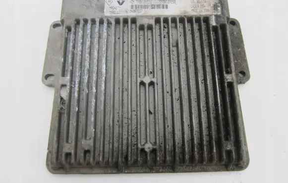 Renault Twingo I Engine control unit/module 7700107196