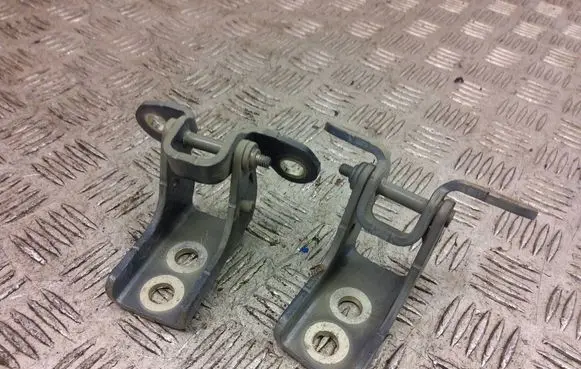 Nissan Micra K14 Front door hinge set 