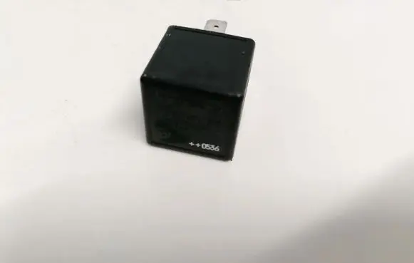Volvo S40 Other relay 9441160 v23134-a52-x345