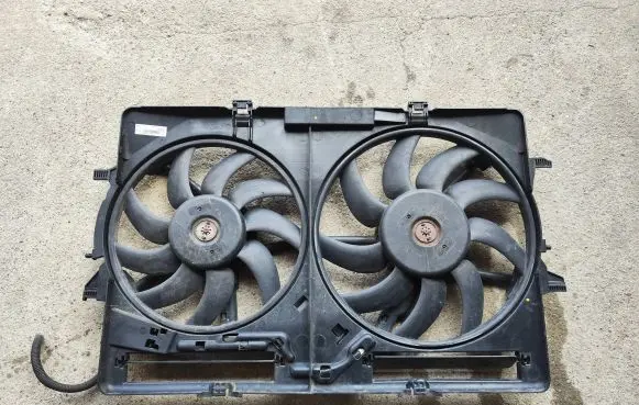 Audi A4 S4 B8 8K Fan set 8k0121003m