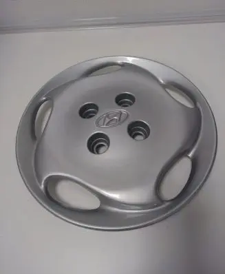 Hyundai Elantra R14 wheel hub/cap/trim 529602841