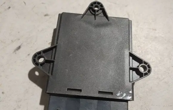 Opel Vectra C Door control unit/module 13111456 360572197 5WK46001