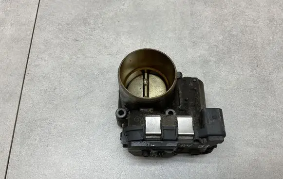 Audi A4 S4 B9 Throttle valve 03F133062C
