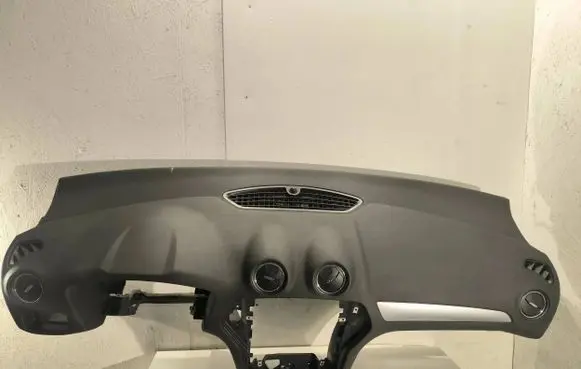 Ford Mondeo MK IV Dashboard 7S71A04310A 1155301