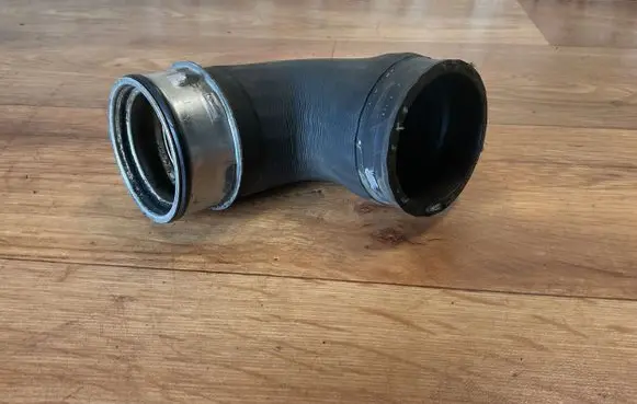 Volkswagen Caddy Intercooler hose/pipe 607090 3C0145770B