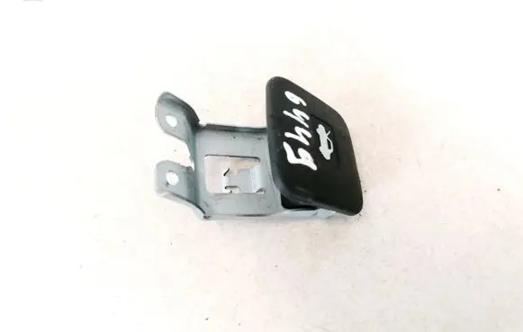 Chevrolet Captiva Engine bonnet (hood) release handle