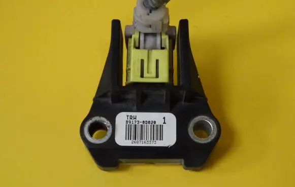 Toyota Yaris Airbag deployment crash/impact sensor 89173-0D020