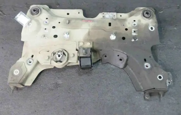 Renault Latitude (L70) Front axle beam IMPRK1179967
