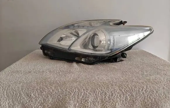 Headlight/headlamp