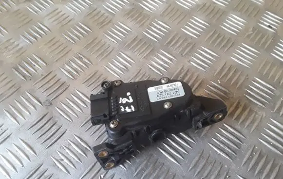 Audi A6 S6 C5 4B Accelerator throttle pedal 8D1721523 6PV00777007