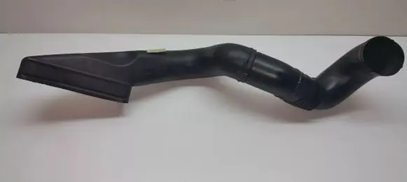 Audi A2 Air intake hose/pipe 8Z0129617B 8Z0129617C