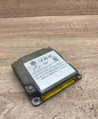 Volkswagen PASSAT B5 Airbag control unit/module 1J0909607 5WK4199
