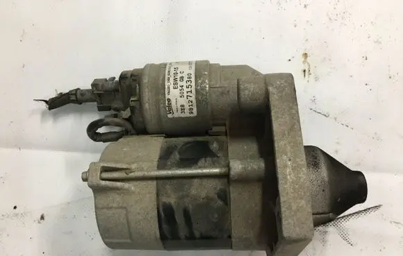 Peugeot 208 Starter motor 9812715380
