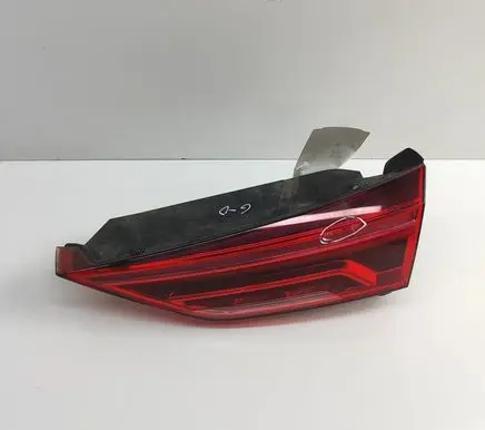 Audi Q3 F3 Tailgate rear/tail lights 83A945094A