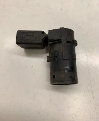 Audi A6 S6 C5 4B Parking PDC sensor 4B0919275B
