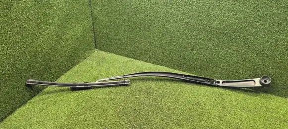 KIA Stonic Front wiper blade arm K8948