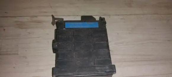 Mercedes-Benz 190 W201 Engine control unit/module 0280800100 0025453632