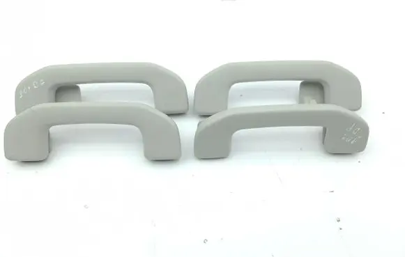 Infiniti Q30 A set of handles for the ceiling 