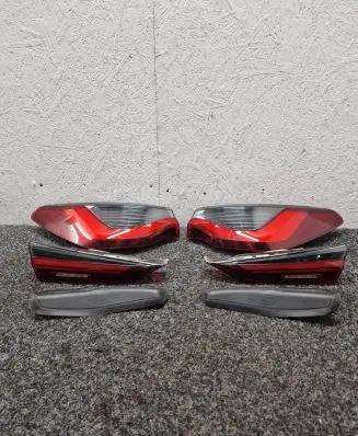 BMW i4 Rear/tail lights set 7477603 7477604 7956629